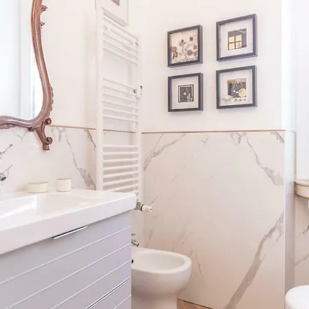 Menabrea 33 - Stylish Apartment! شقة ميلان