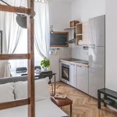 شقة Menabrea 33 - Stylish Apartment! *